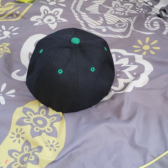 Nike Hat - Picture 3 of 8